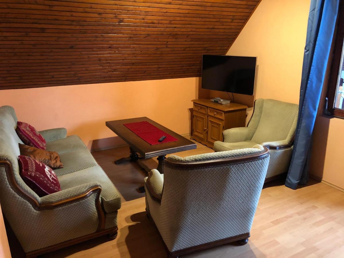 Valentin Vendeghaz Hotel Балатонлеле Екстериор снимка