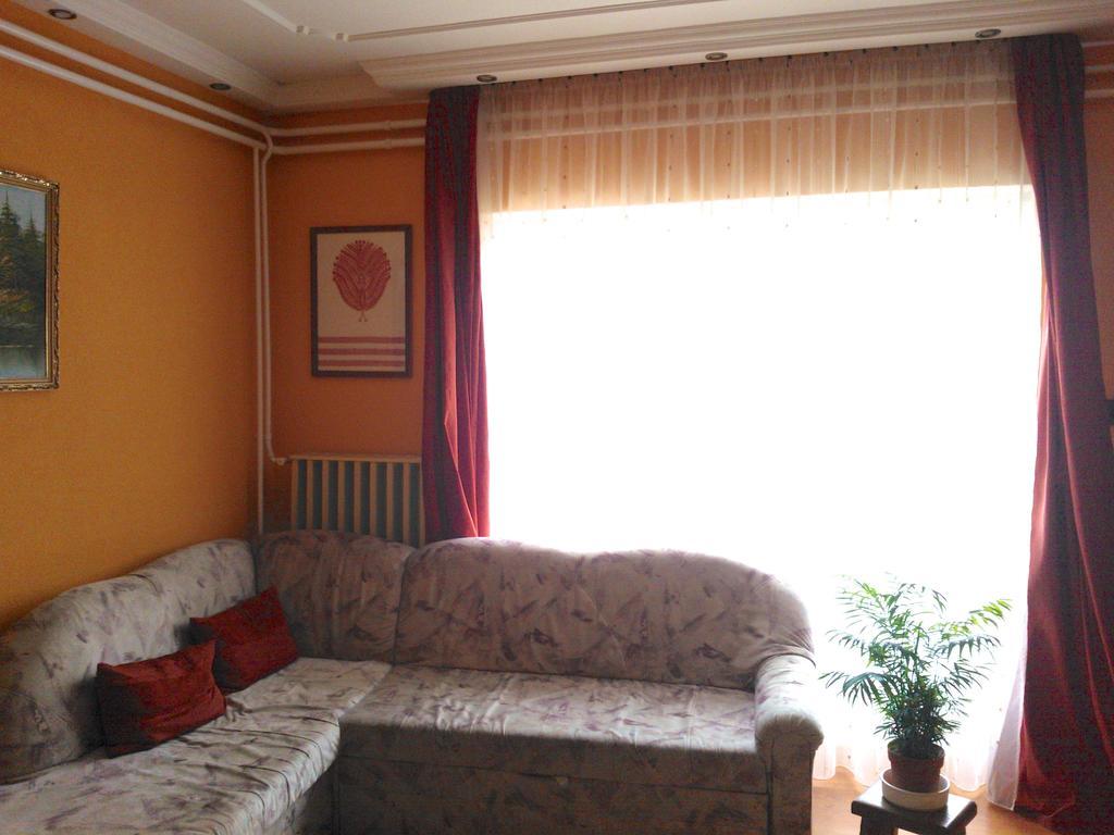 Valentin Vendeghaz Hotel Балатонлеле Стая снимка
