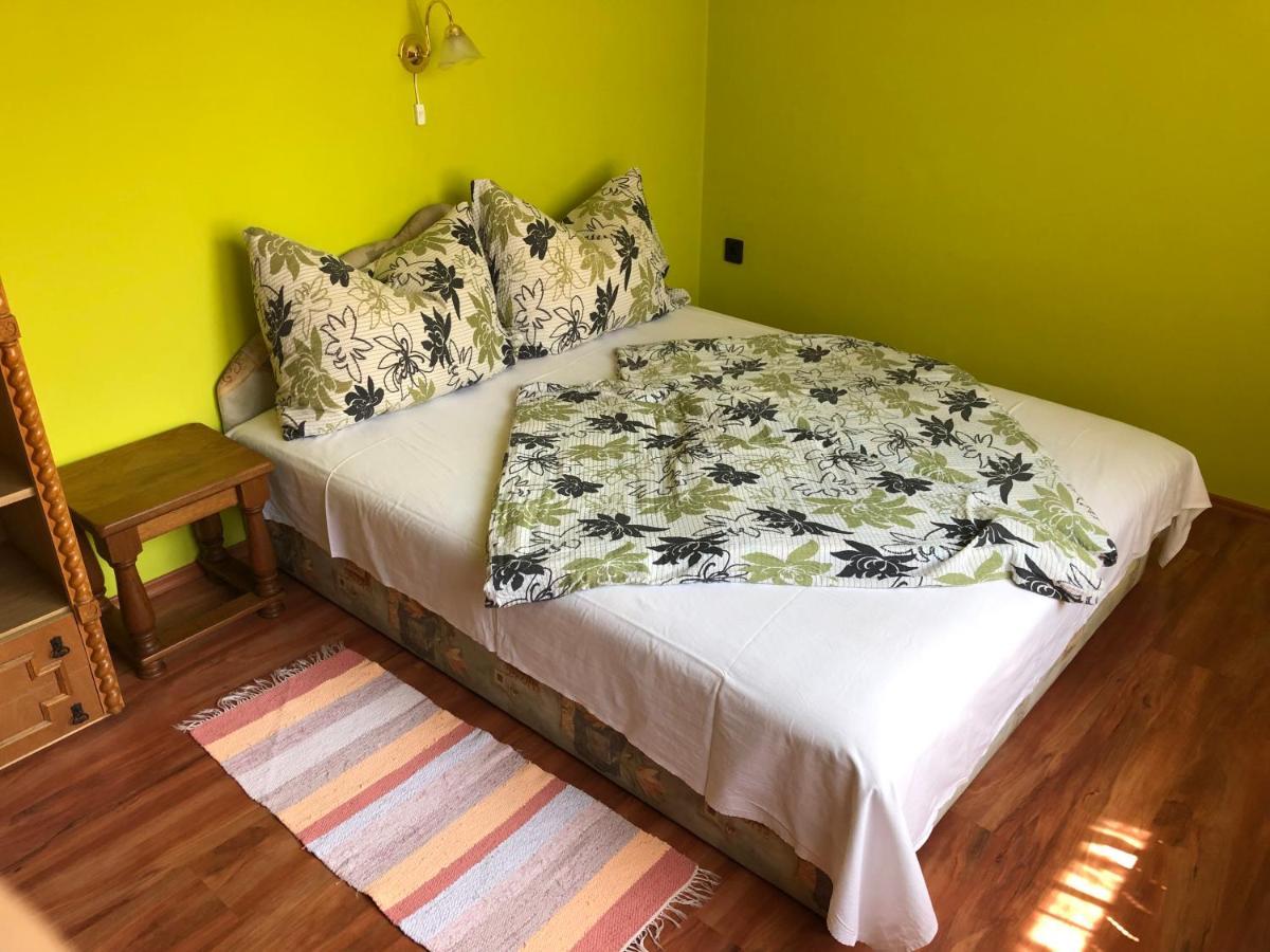 Valentin Vendeghaz Hotel Балатонлеле Екстериор снимка