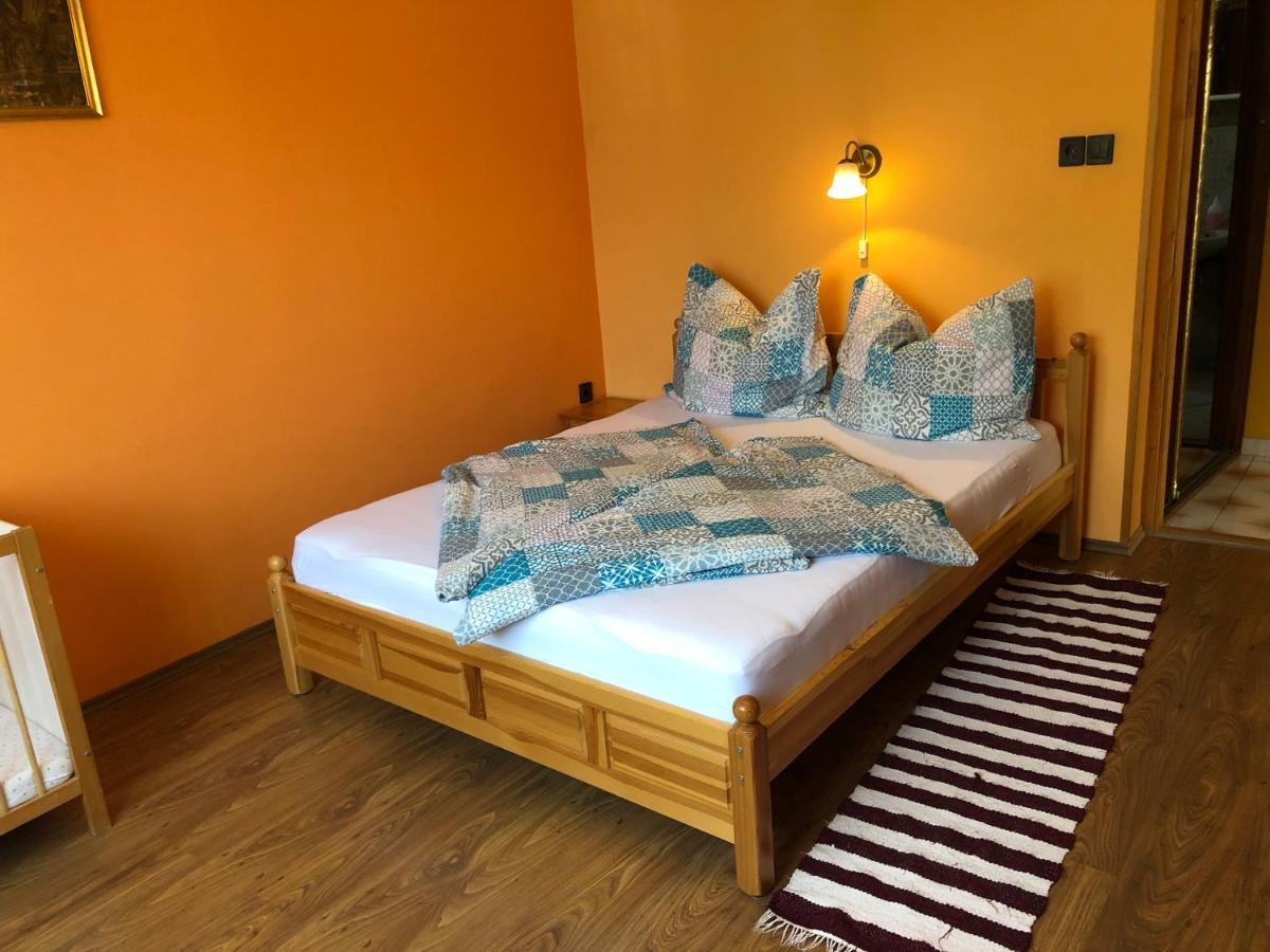 Valentin Vendeghaz Hotel Балатонлеле Екстериор снимка