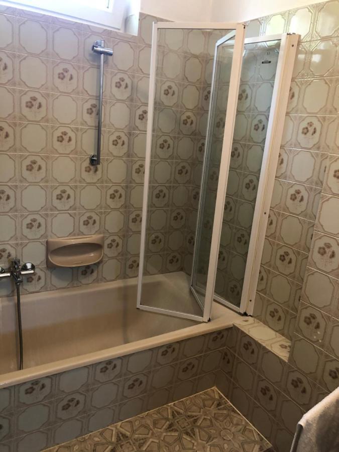 Valentin Vendeghaz Hotel Балатонлеле Екстериор снимка